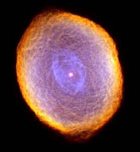 Der Spirograph-Nebel IC418 ist 2000 Lichtjahre von der Erde entfernt
